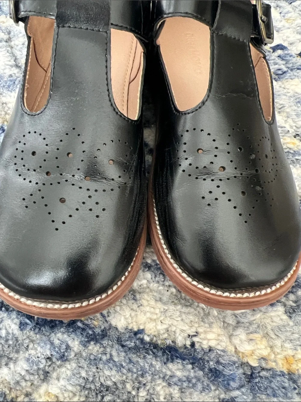 Otter Momp Oxford Mary Jane sandals school uniform size 2 black